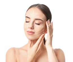 visage d'une jeune femme après injection de botox